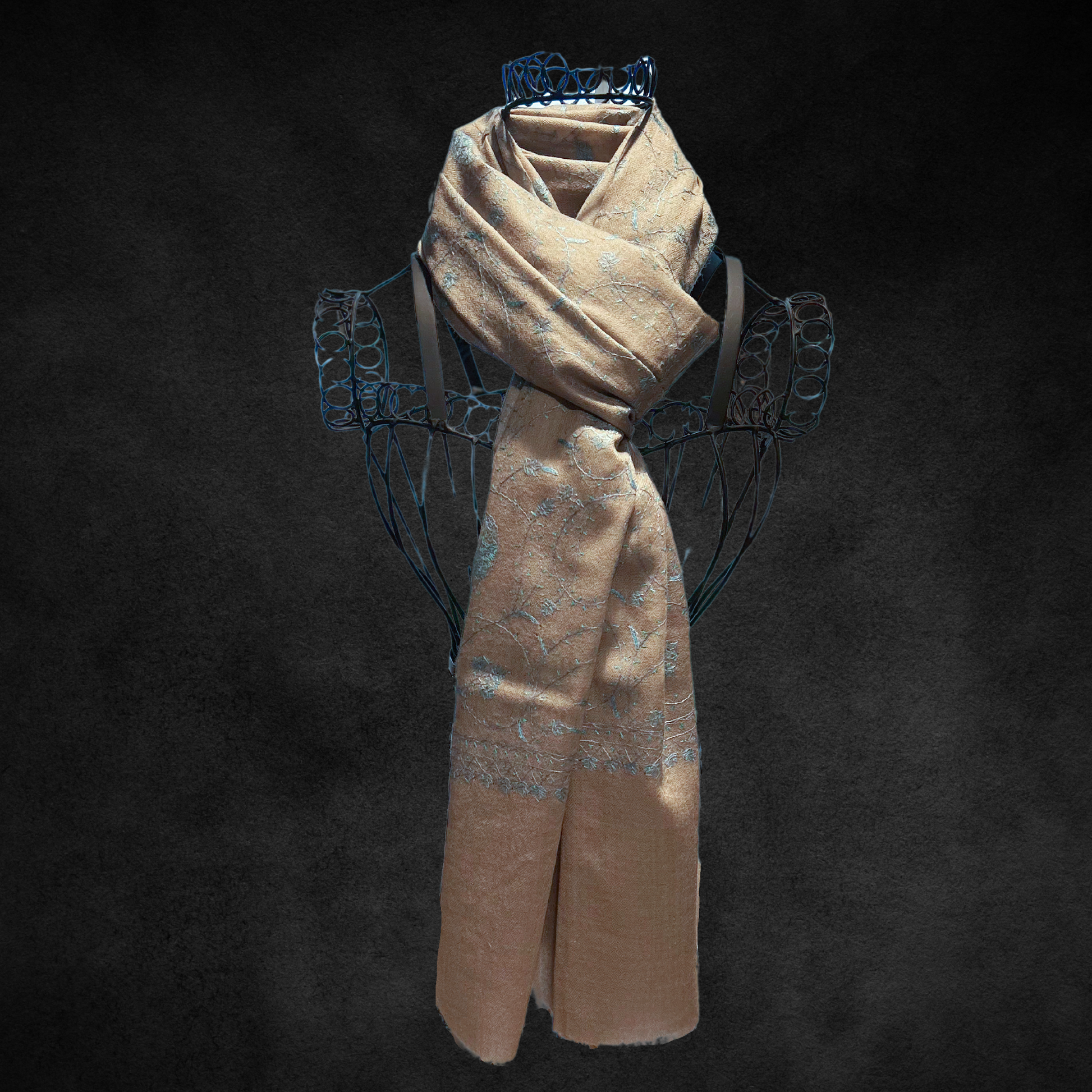 Premium quality cashmere pashmina shawl, handwoven design.